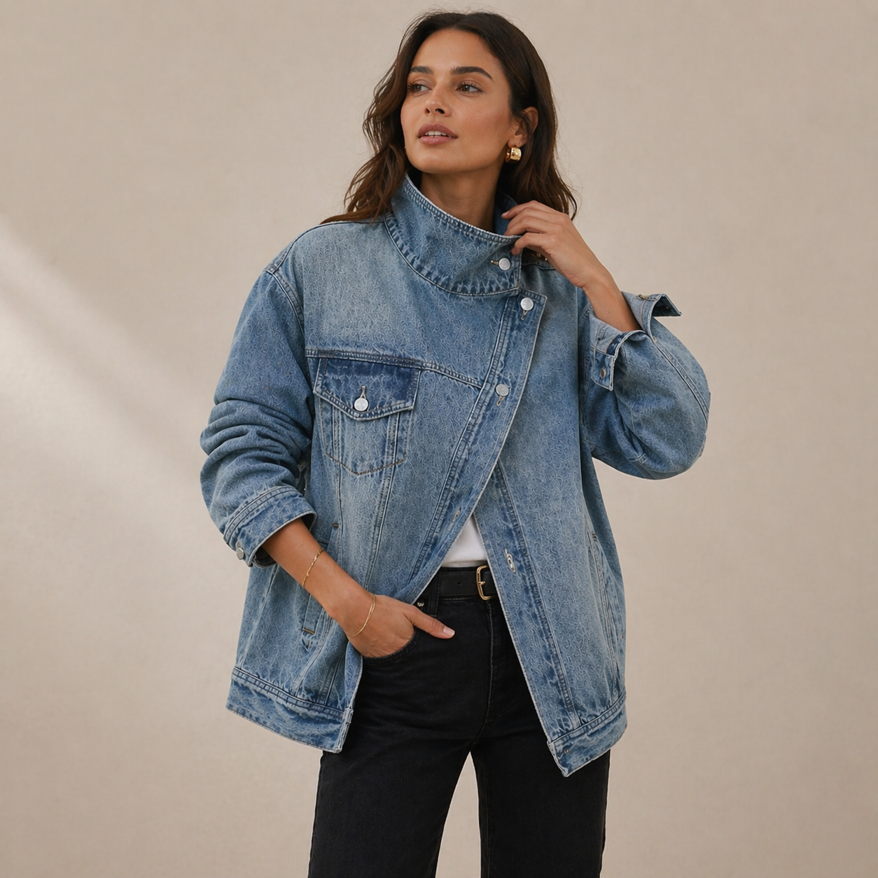 LUNA | Chaqueta asimétrica urbana con botones
